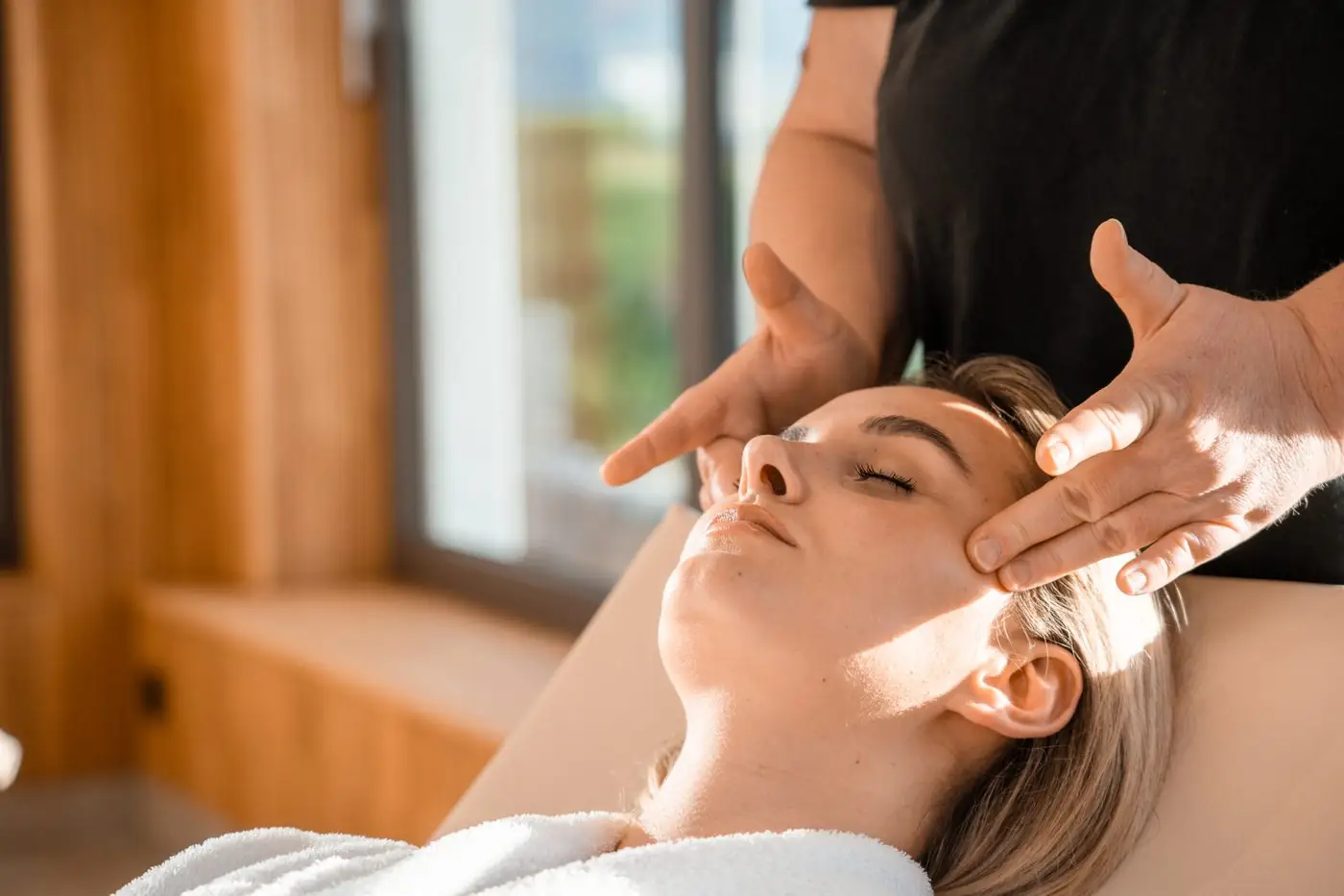Kopf- und Gesichtsmassage im Sonnhalde Day Spa